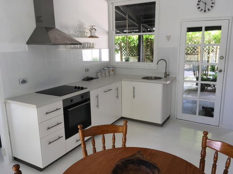 Hilltop Too - New Castle Holiday 2