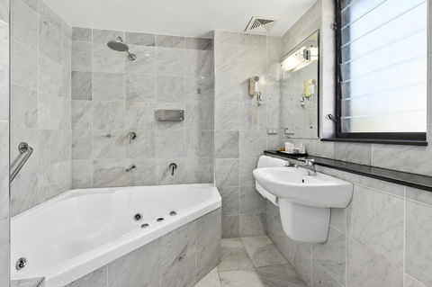 Ibis Styles Port Macquarie - New Castle Holiday 25