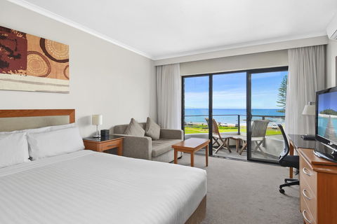 Ibis Styles Port Macquarie - New Castle Holiday 6