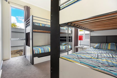 'Hope House' - Encounter Bay - New Castle Holiday 16