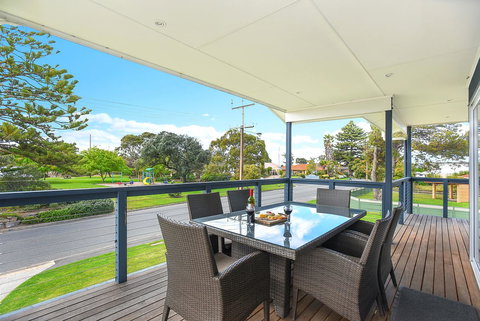 'Hope House' - Encounter Bay - New Castle Holiday 23