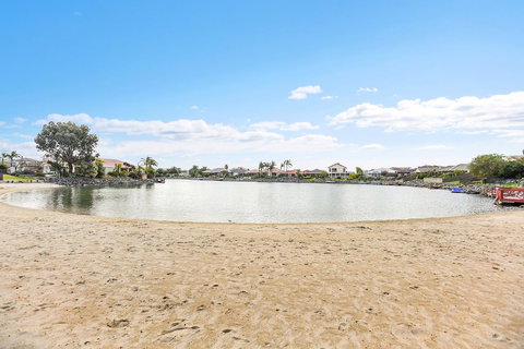 'Hope House' - Encounter Bay - New Castle Holiday 3