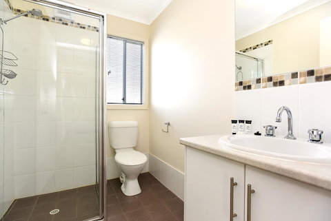 'Hope House' - Encounter Bay - New Castle Holiday 20