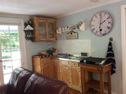 Aldgate Valley Bed And Breakfast - New Castle Holiday 29