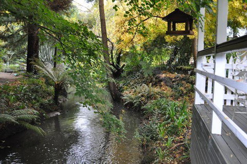 Aldgate Valley Bed And Breakfast - New Castle Holiday 20