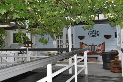 Aldgate Valley Bed And Breakfast - New Castle Holiday 15