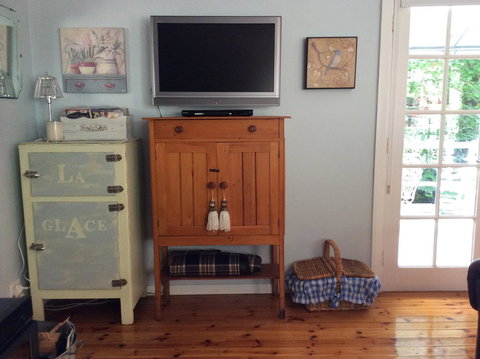 Aldgate Valley Bed And Breakfast - New Castle Holiday 12