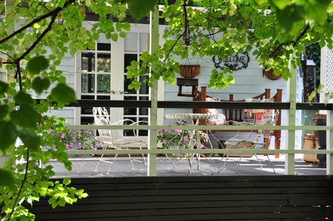 Aldgate Valley Bed And Breakfast - New Castle Holiday 4