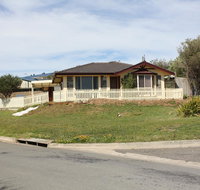 Maslin Beach House - New Castle Holiday
