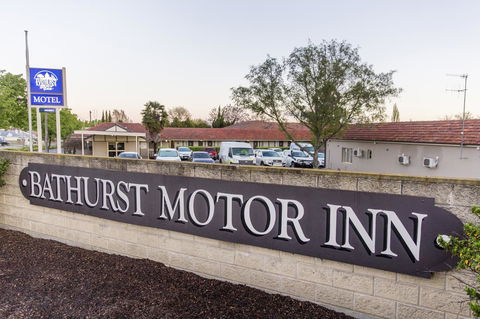 Bathurst Motor Inn - New Castle Holiday 13
