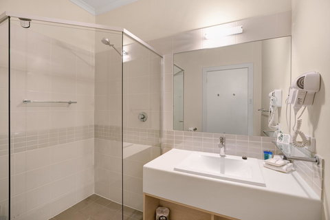 Adelaide Road Motor Lodge - New Castle Holiday 4