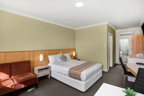 Adelaide Road Motor Lodge - New Castle Holiday 18
