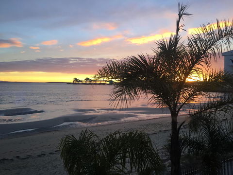 Hilton Beachfront Motel - New Castle Holiday 28