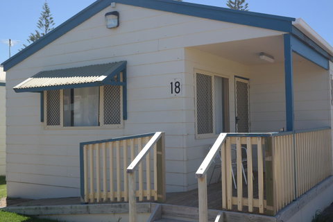 Moana Beach Tourist Park - New Castle Holiday 35