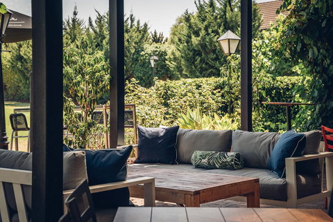 Mick O\'Sheas - New Castle Holiday 33