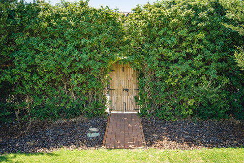 Mick O\'Sheas - New Castle Holiday 32