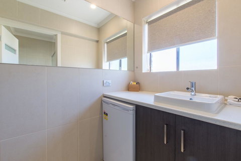 Mick O\'Sheas - New Castle Holiday 26