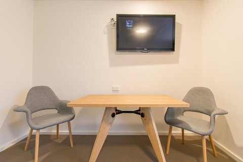 Mick O\'Sheas - New Castle Holiday 13