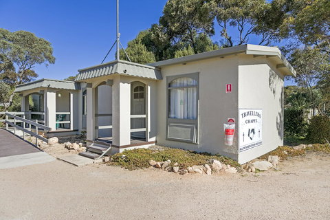 Border Village Roadhouse - New Castle Holiday 36