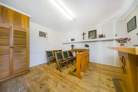 Border Village Roadhouse - New Castle Holiday 35