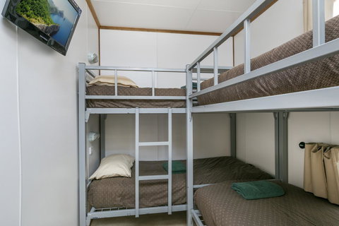 Border Village Roadhouse - New Castle Holiday 43