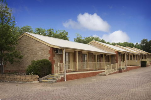 Clare Central - New Castle Holiday 7