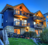 Snowgoose Apartments - New Castle Holiday