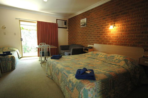 Burra Motor Inn - New Castle Holiday 42