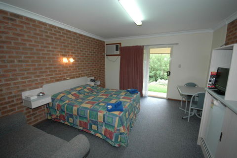 Burra Motor Inn - New Castle Holiday 39