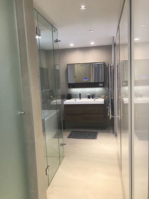 Penthouse On The Promenade - New Castle Holiday 8