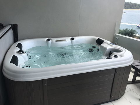 Penthouse On The Promenade - New Castle Holiday 12