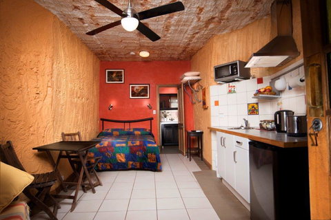 The Underground Motel - New Castle Holiday 19