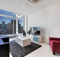 Light and spacious stunning views of Adelaide - New Castle Holiday