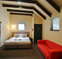 Hahndorf Motel - New Castle Holiday