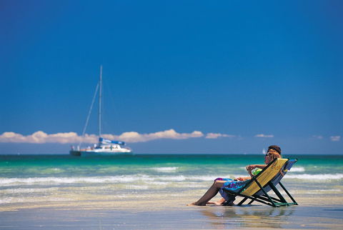 Adelaide Luxury Beach House - New Castle Holiday 31