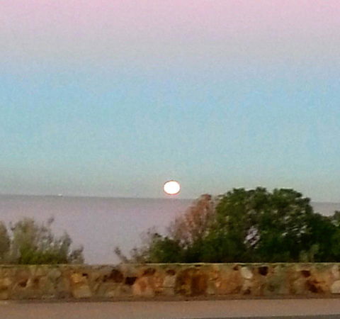 Adelaide Luxury Beach House - New Castle Holiday 39