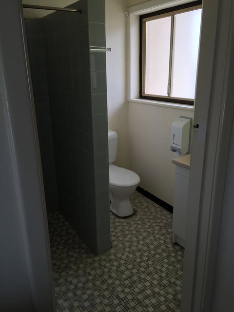 Blue Lake Motel - New Castle Holiday 2