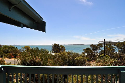 Dolphinview - New Castle Holiday 16