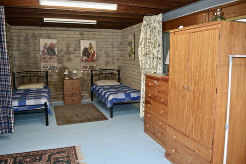 Dolphinview - New Castle Holiday 10