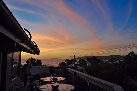 Dolphinview - New Castle Holiday 15