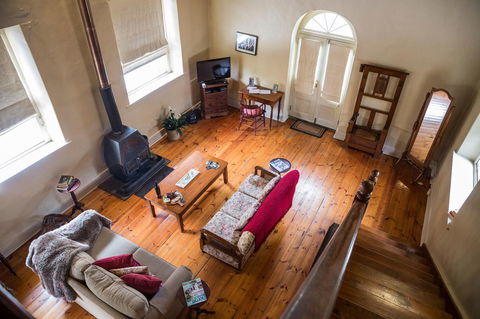 Clare Valley Heritage Retreat - New Castle Holiday 3