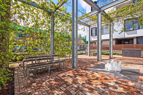 Swainson At Bowery - New Castle Holiday 23