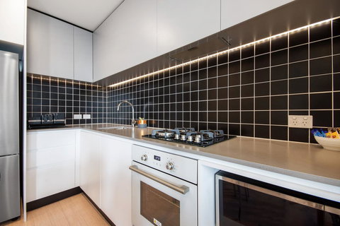 Swainson At Bowery - New Castle Holiday 15