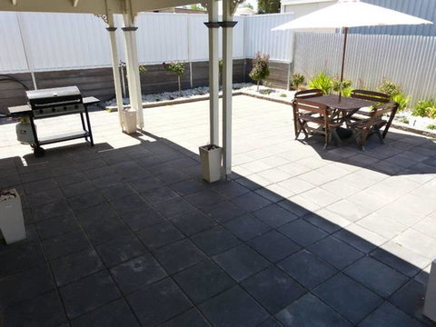 Moontana - New Castle Holiday 10