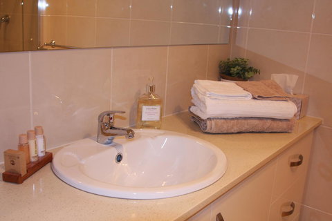 C And C Tanunda - New Castle Holiday 7