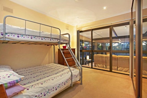 The Palms - New Castle Holiday 17