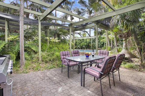 The Palms - New Castle Holiday 22