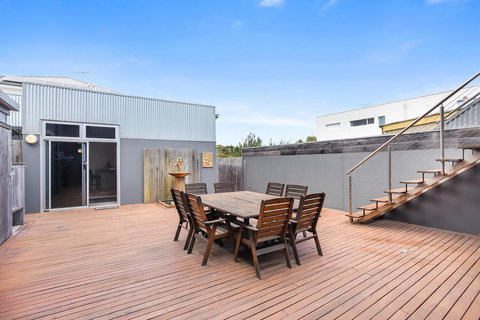 Esplanade Escape - New Castle Holiday 31