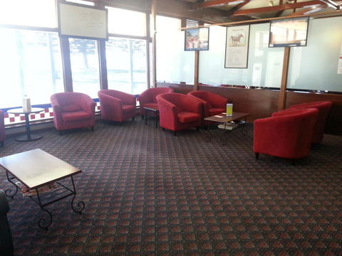Grand Tasman Hotel - New Castle Holiday 21