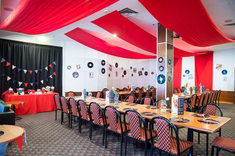 Grand Tasman Hotel - New Castle Holiday 15